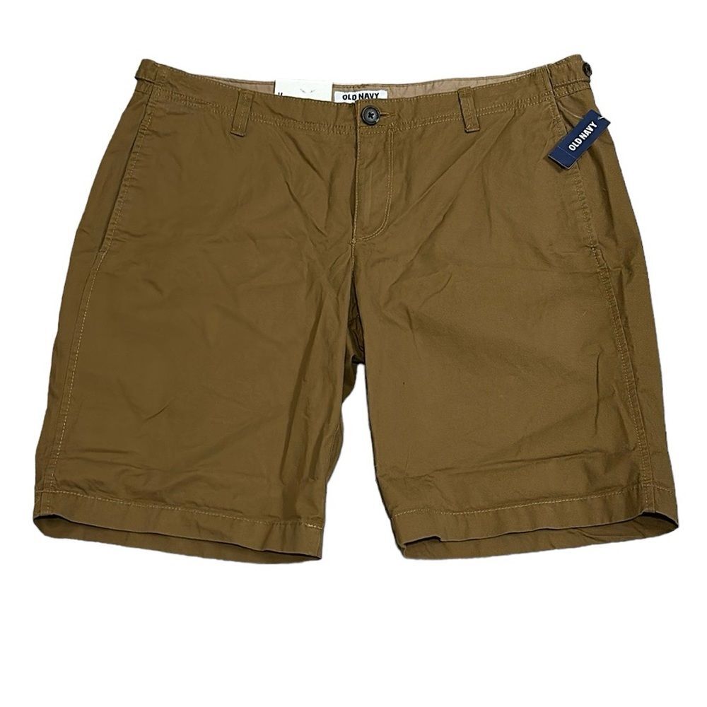 Old Navy Khaki Shorts 10” NEW Size 14